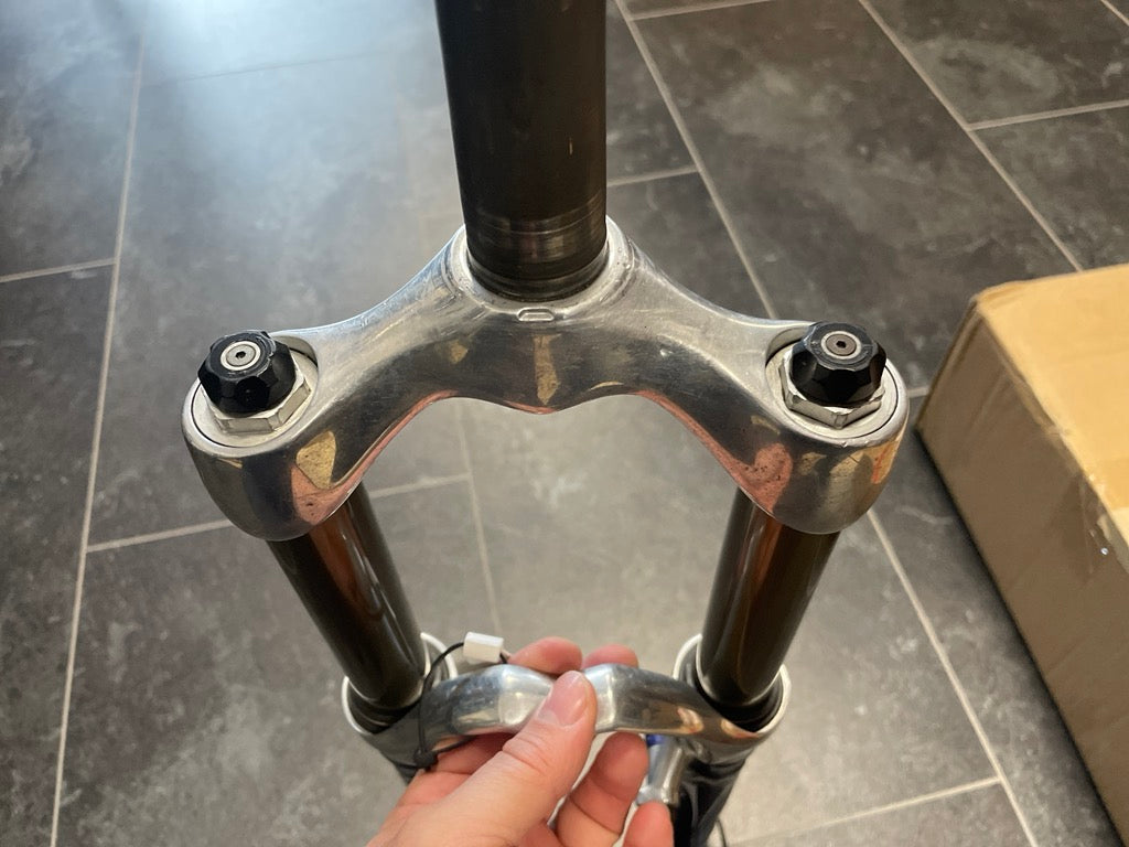 Fully Refurbished Marzocchi Z1 FR Suspension Fork (2002)