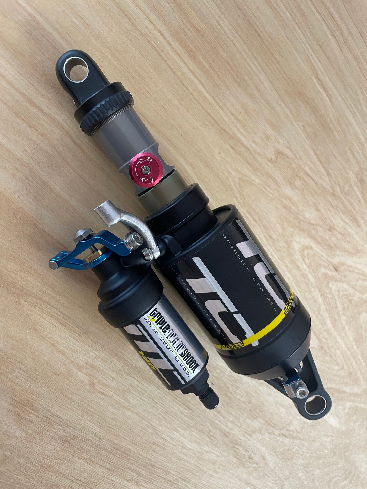 Scott TC Dämpfer neu