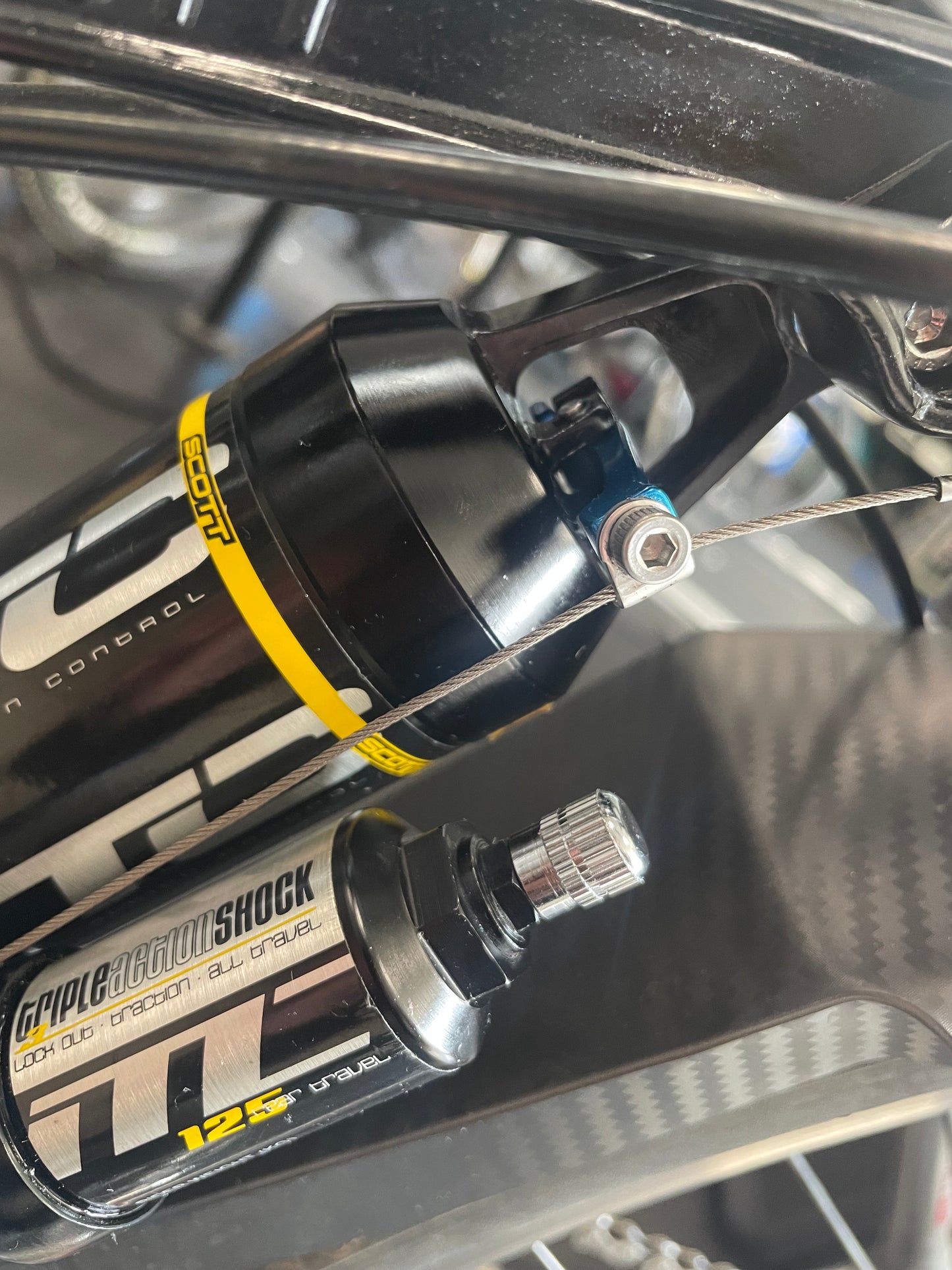 Scott TC Stoßdämpfer Service/Wartung/Tuning