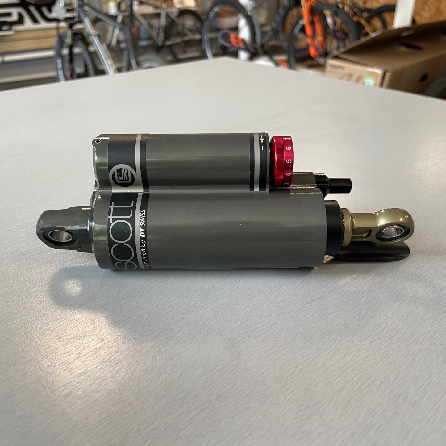 Scott DT Swiss Equalizer 2 Dämpfer neu