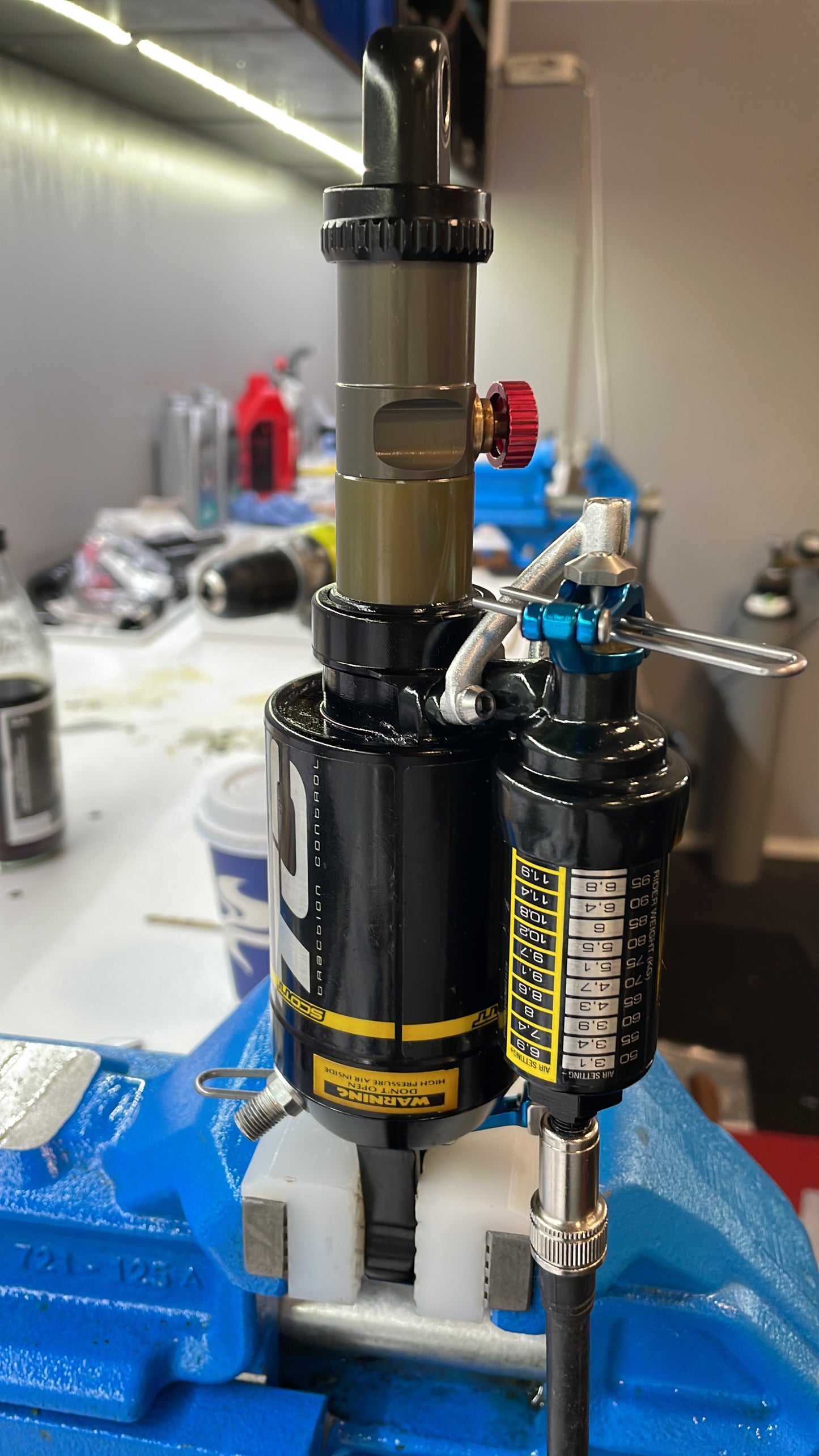 Scott TC Stoßdämpfer Service/Wartung/Tuning