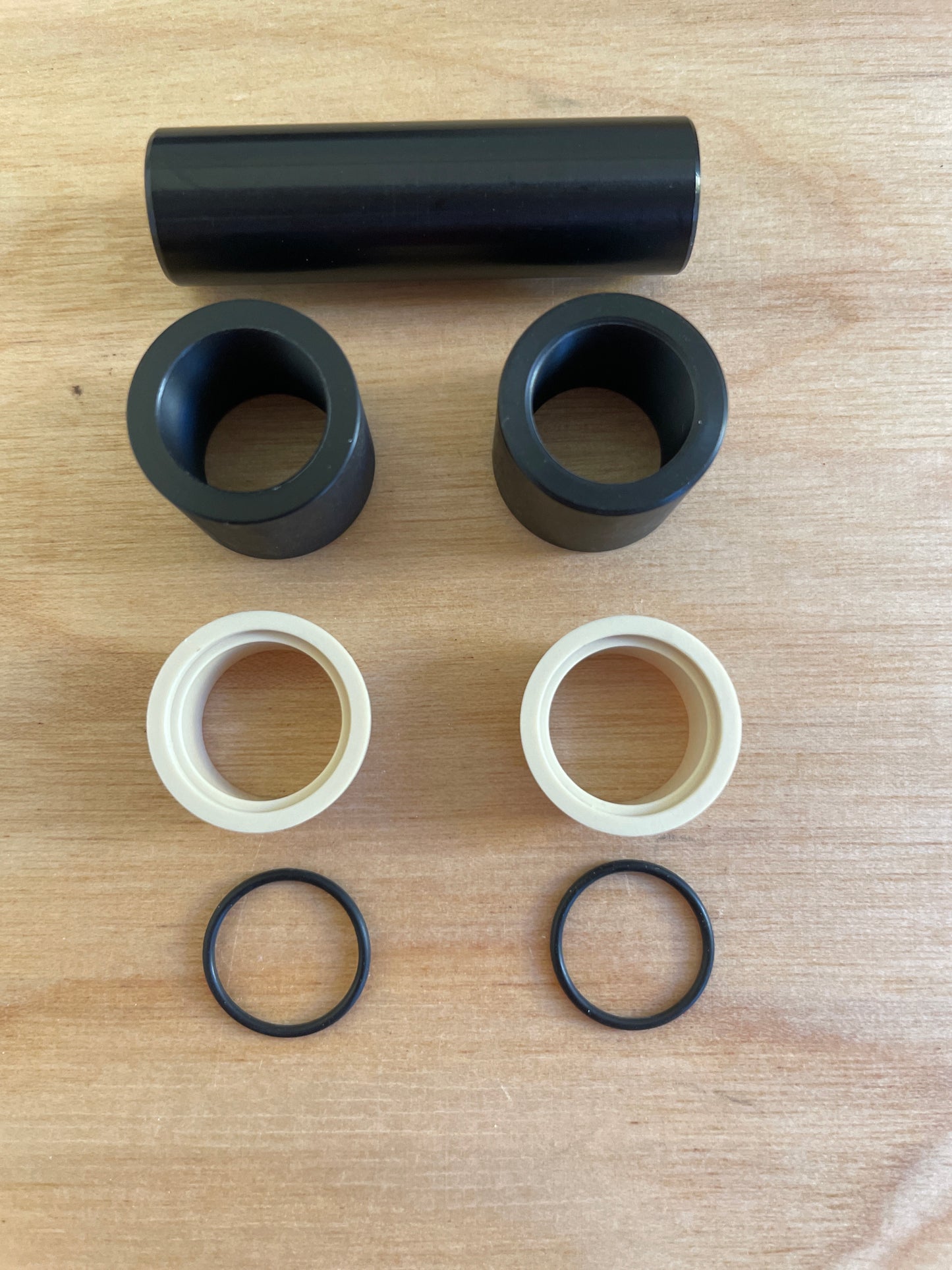 Fox 803-03-194 Mounting Hardware: 5 Piece, AL (8mm, Mounting Width 1.766)