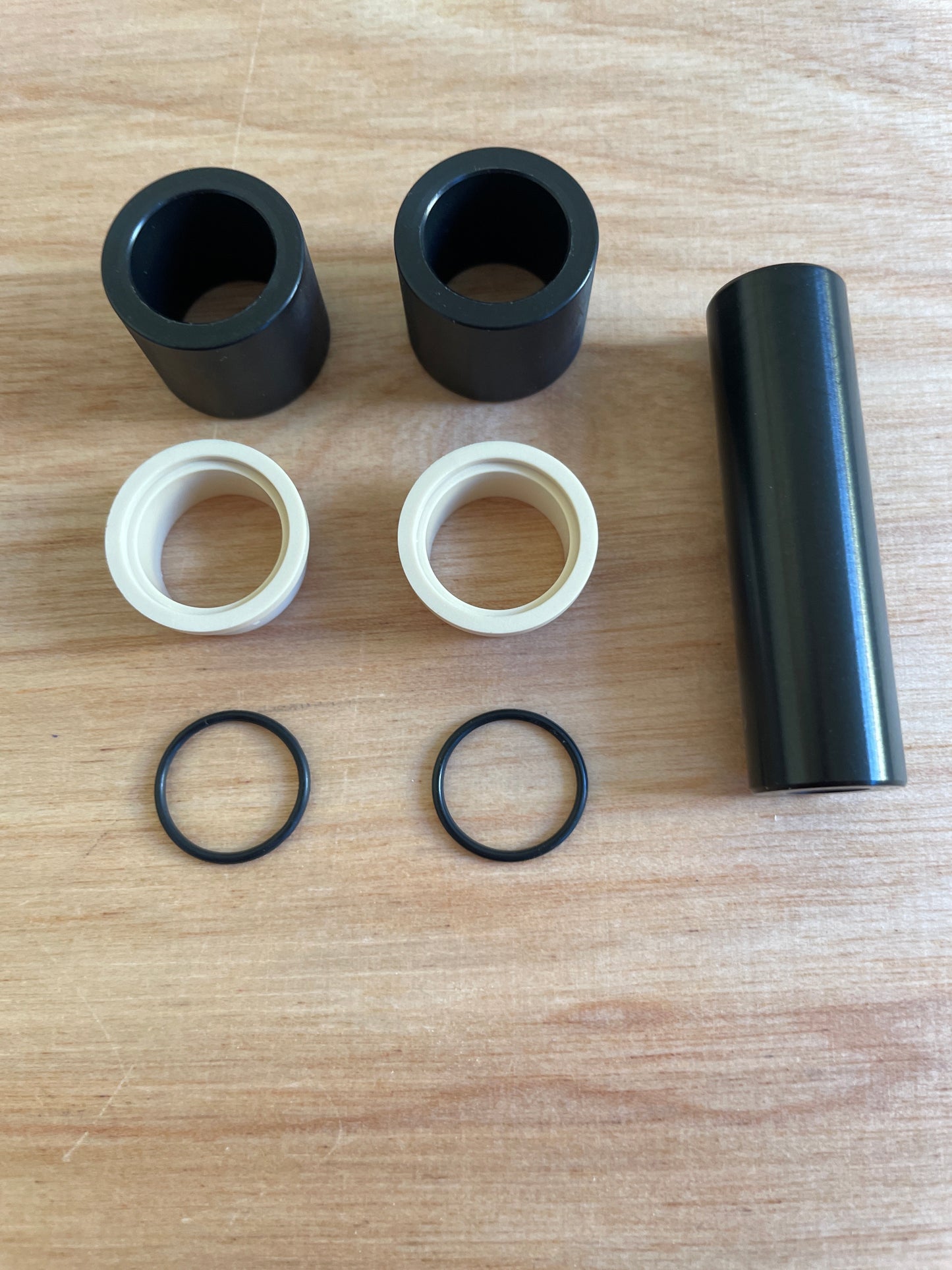 Fox 803-03-161 Mounting Hardware: 5 Piece, AL (6mm, Mounting Widthh 1.800)
