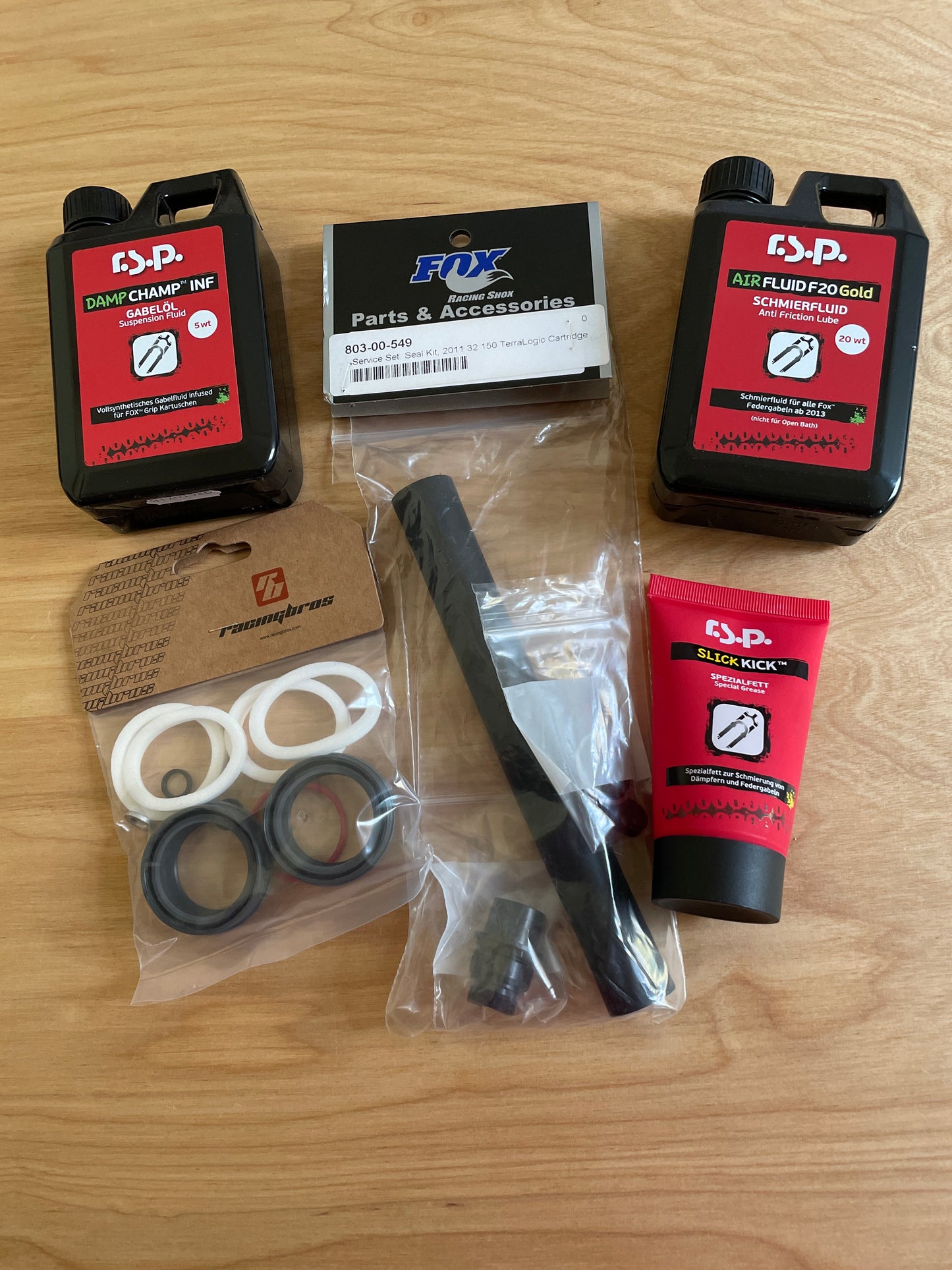 Fox 803-00-549 Cartridge Rebuild Seal Kit 150mm TERRALOGIC 32mm