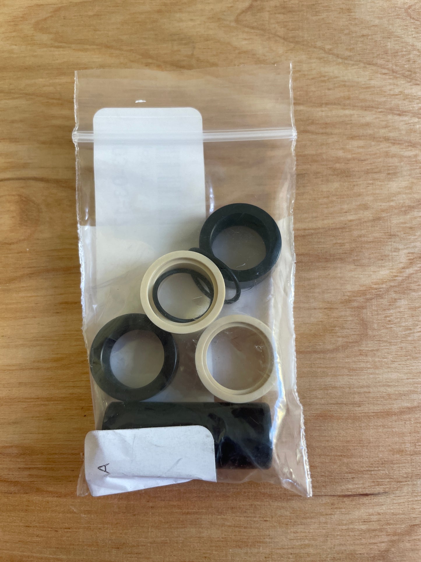 Fox 803-03-179 Mounting Hardware: 5 Piece, AL (8mm, Mounting Widthh 1.275)
