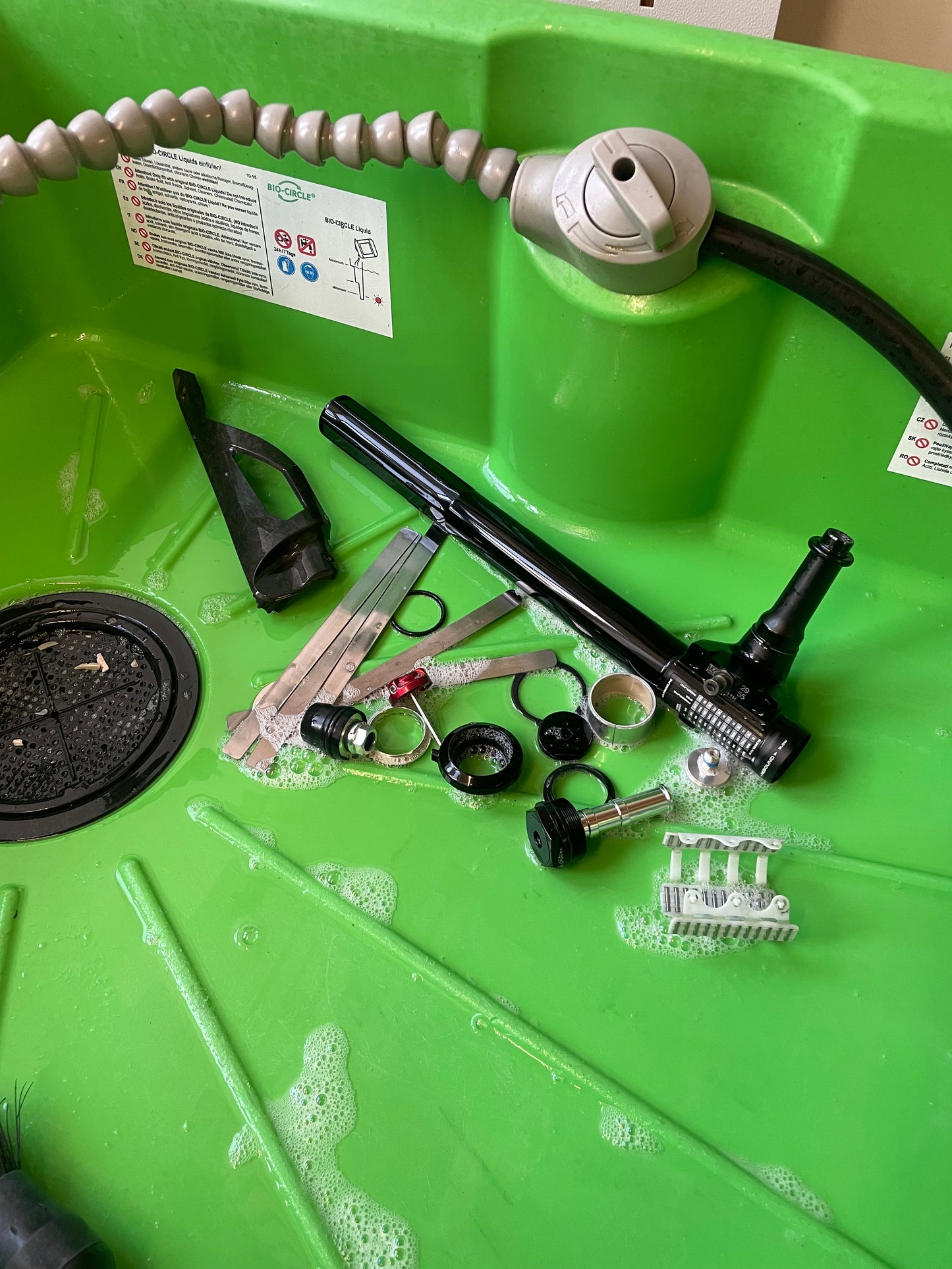 Wartung der Cannondale Lefty Ocho/Oliver-Federgabel mit Nadellager-Service
