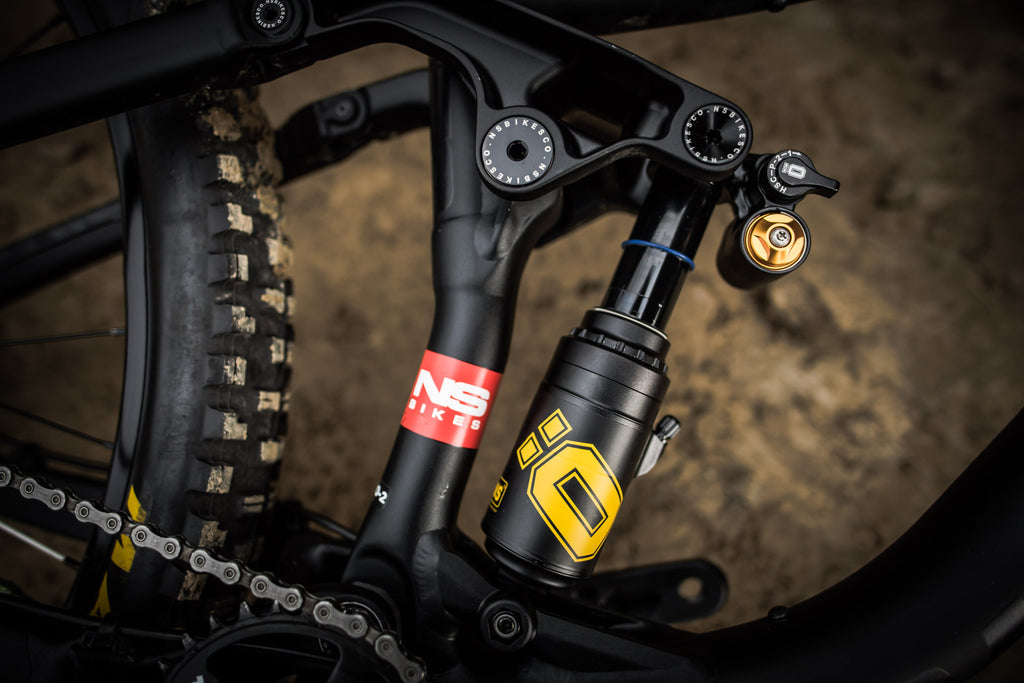 Öhlins TTX2Air Trunnion Mount 205 x 65/62.5/60mm - detail 5